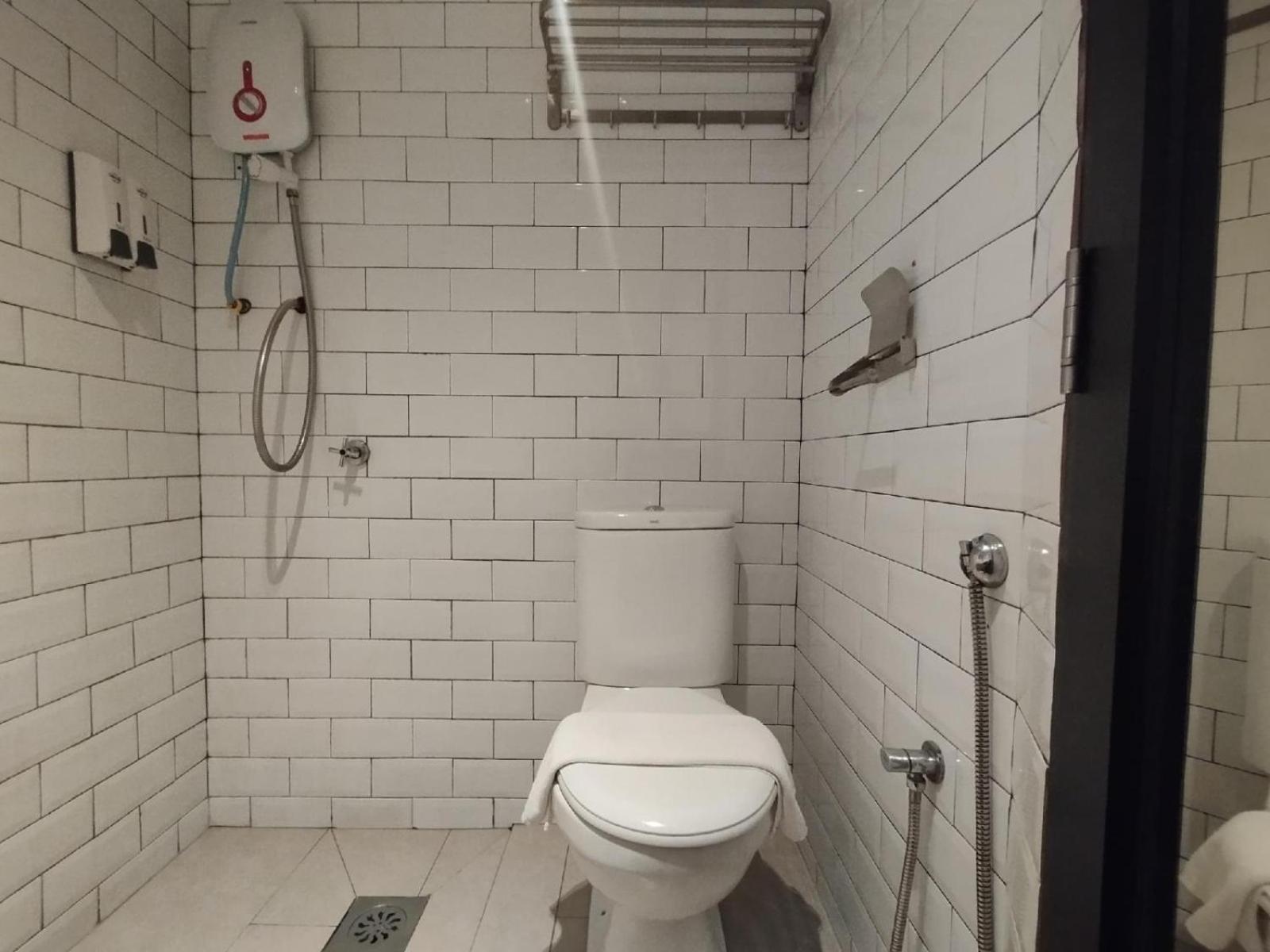 Smile Hotel C180 Cheras Selatan Εξωτερικό φωτογραφία